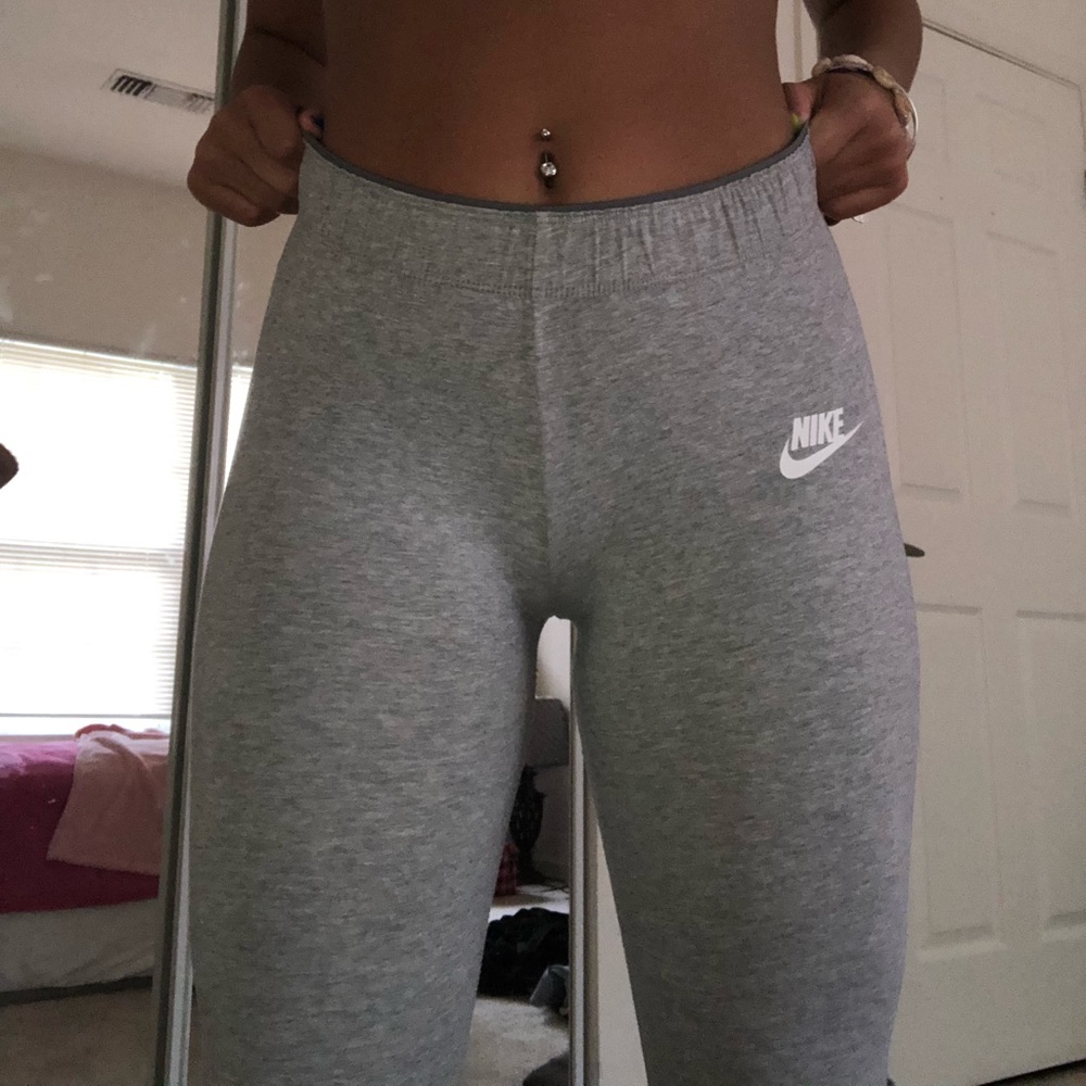 girls grey nike legginge